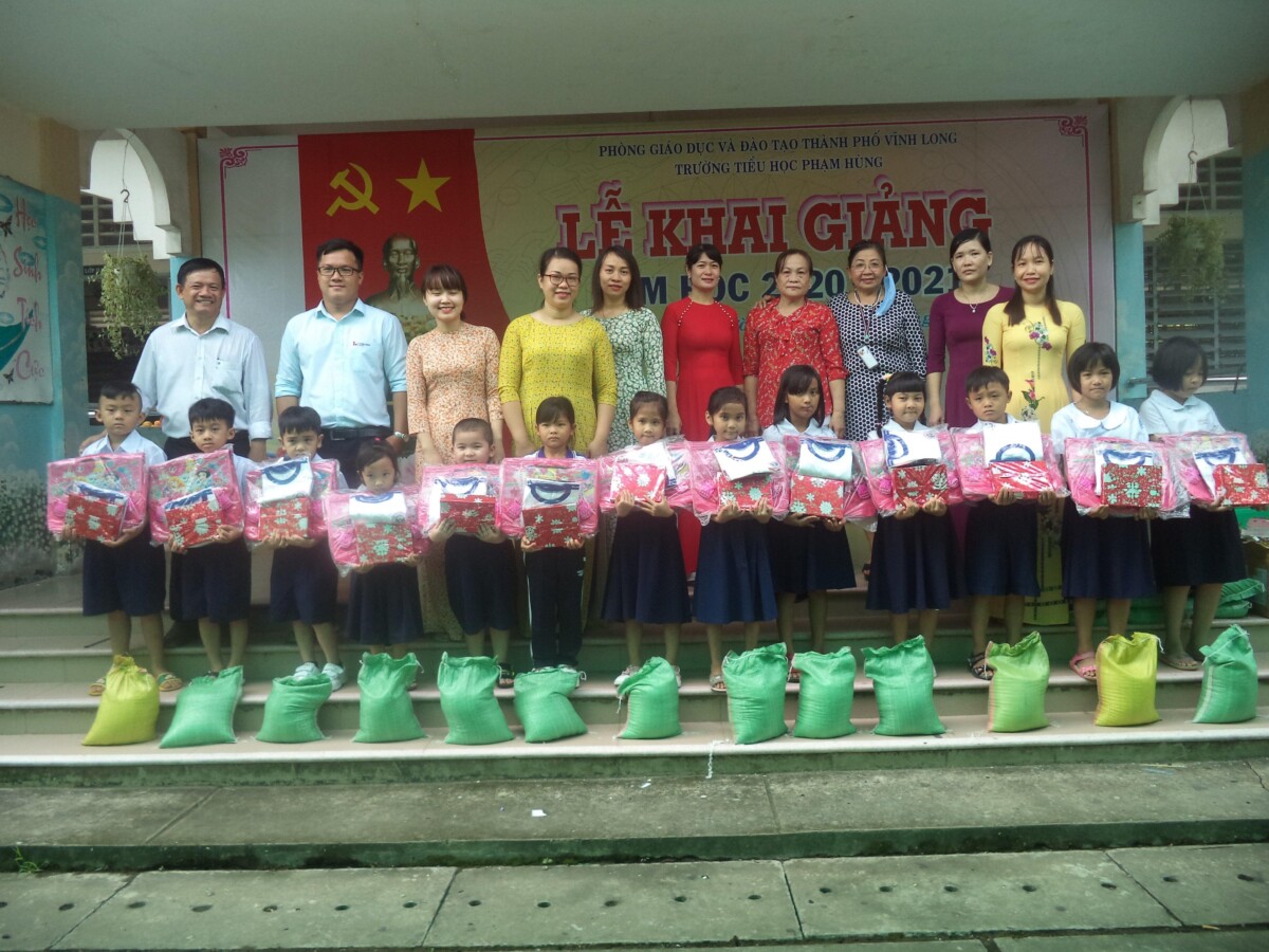 Trường Tiểu học Phạm Hùng