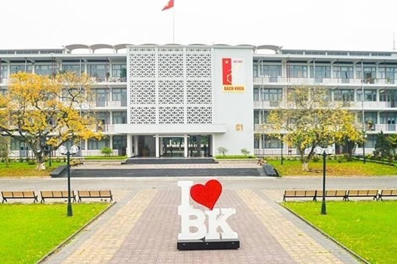 Trường đại học tại Hà Nội