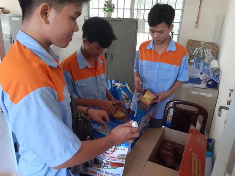 Trường cao đẳng tại Vĩnh Long