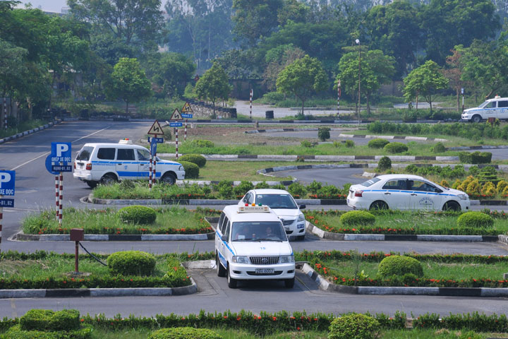 Trung tâm đào tạo lái xe tại Hưng Yên